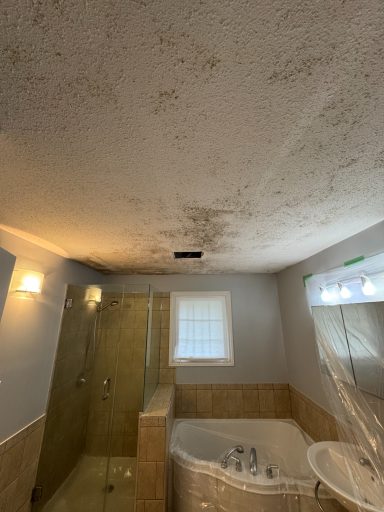 2025-Popcorn ceiling - before